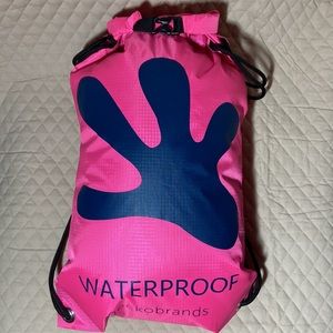 Gecko Brands Waterproof Beach, Pool or Boating Backpack Bag. 24” X 13.5”